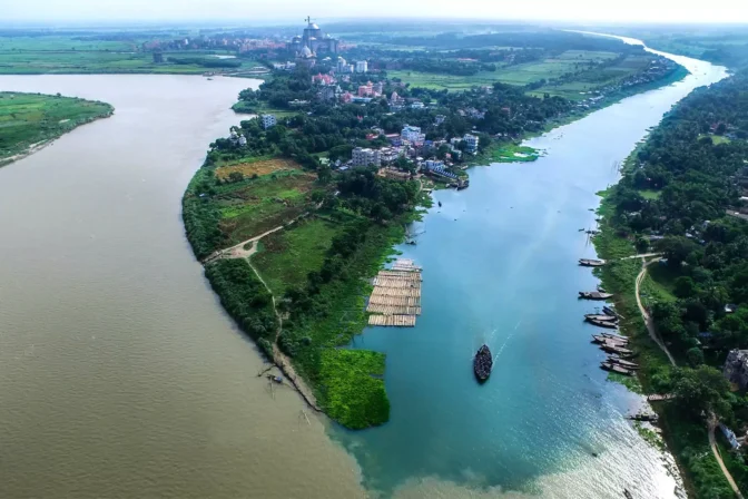 Mayapur Made Easy: How to Plan Your Trip, Darshan & Stay